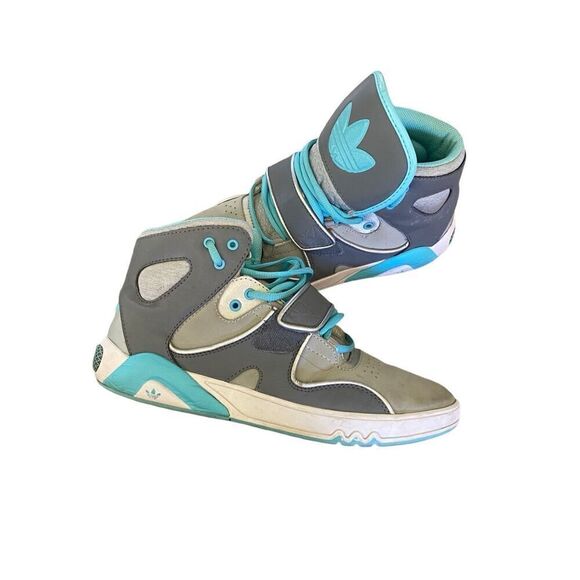 ADIDAS ROADHOUSE BASKETBALL SHOES – G9891361 Womans size 7.5 - Picture 1 of 5